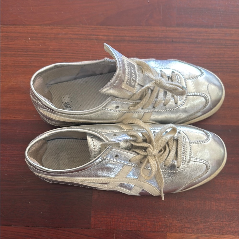 Onitsuka Tiger Silver Sneakers